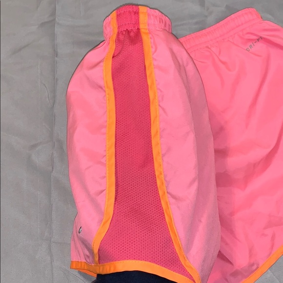 Nike Dri-fit shorts - Picture 3 of 3